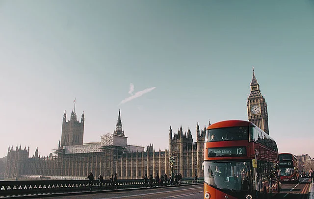 SPRACHE ERLEBEN SPRACHE ERLEBEN